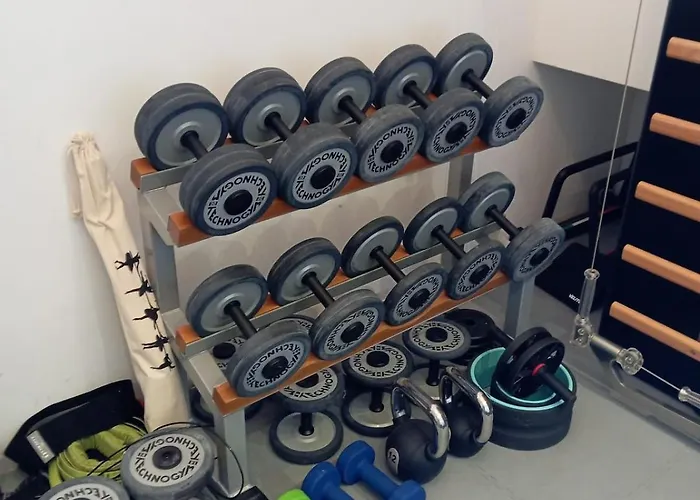 Вилла Top Hill Cottage