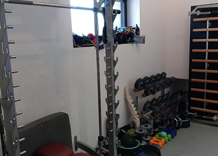 Вилла Top Hill Cottage